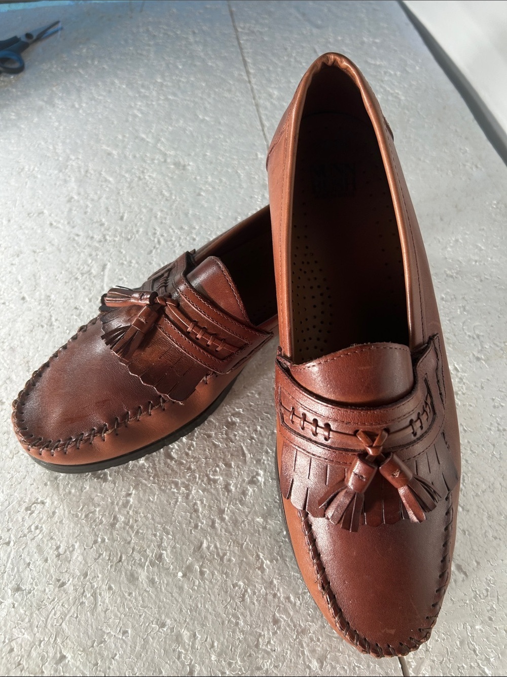 Nunn Bush SZ 10.5 Classic Brown Leather Kilt & Tassel Loafer Dress Office Casual